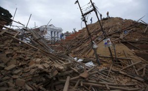nepal-earthquake-durbar-square_650x400_81430046046