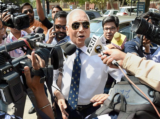 New Delhi: Former Air Chief Marshal S.P. Tyagi arriving at the CBI headquarters in New Delhi on Monday,in connection with alleged corruption in the 3,600 crore AgustaWestland choppers deal. PTI Photo by Atul Yadav (PTI5_2_2016_000021B) *** Local Caption ***