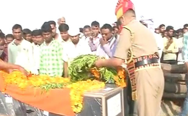 bsf-soldier-cremation_650x400_71493781410