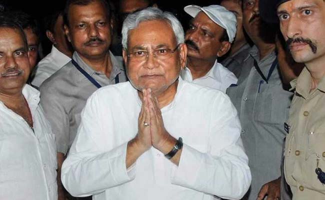 nitish-kumar-folded-hands-after-quitting-pti-650_650x400_81501080975