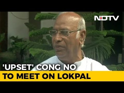 upset-congress-skips-lokpal-meet-urges-statesman-like-conduct-from-pm
