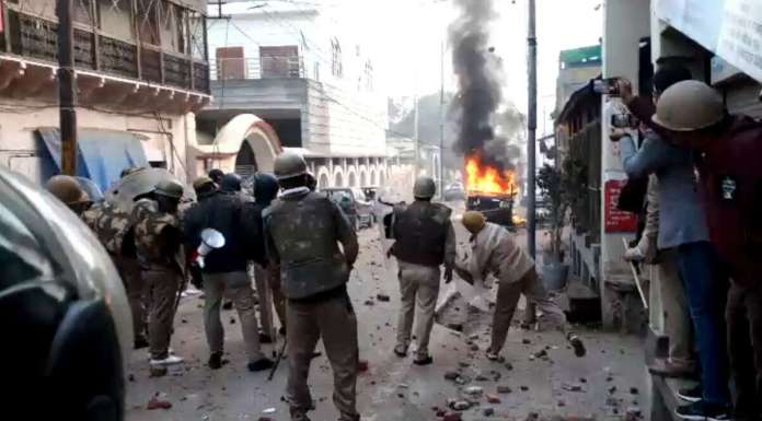 Police-personnel-in-Uttar-Pradesh-during-antiCAA-protest