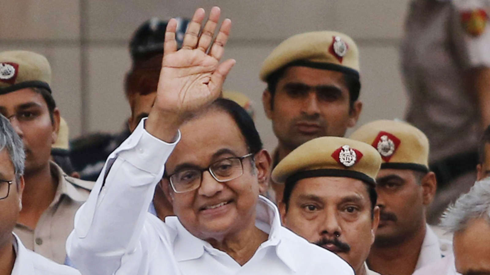 inx-media-case-chidambaram-gets-bail-to-be-released-from-tihar-after-105-days-in-custody-1575439365
