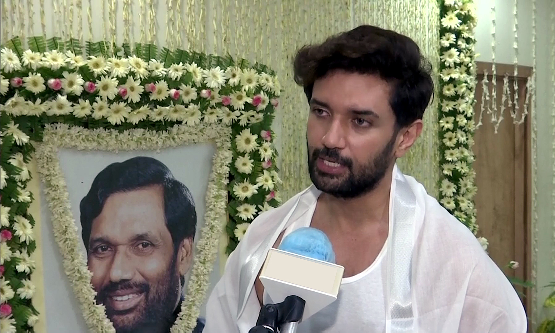 Bihar, Oct 16 (ANI): Chirag Paswan son of Union Minister Late Ram Vilas Paswan speaks to media as he performs rituals for his father, in Patna on Friday. (ANI Photo)